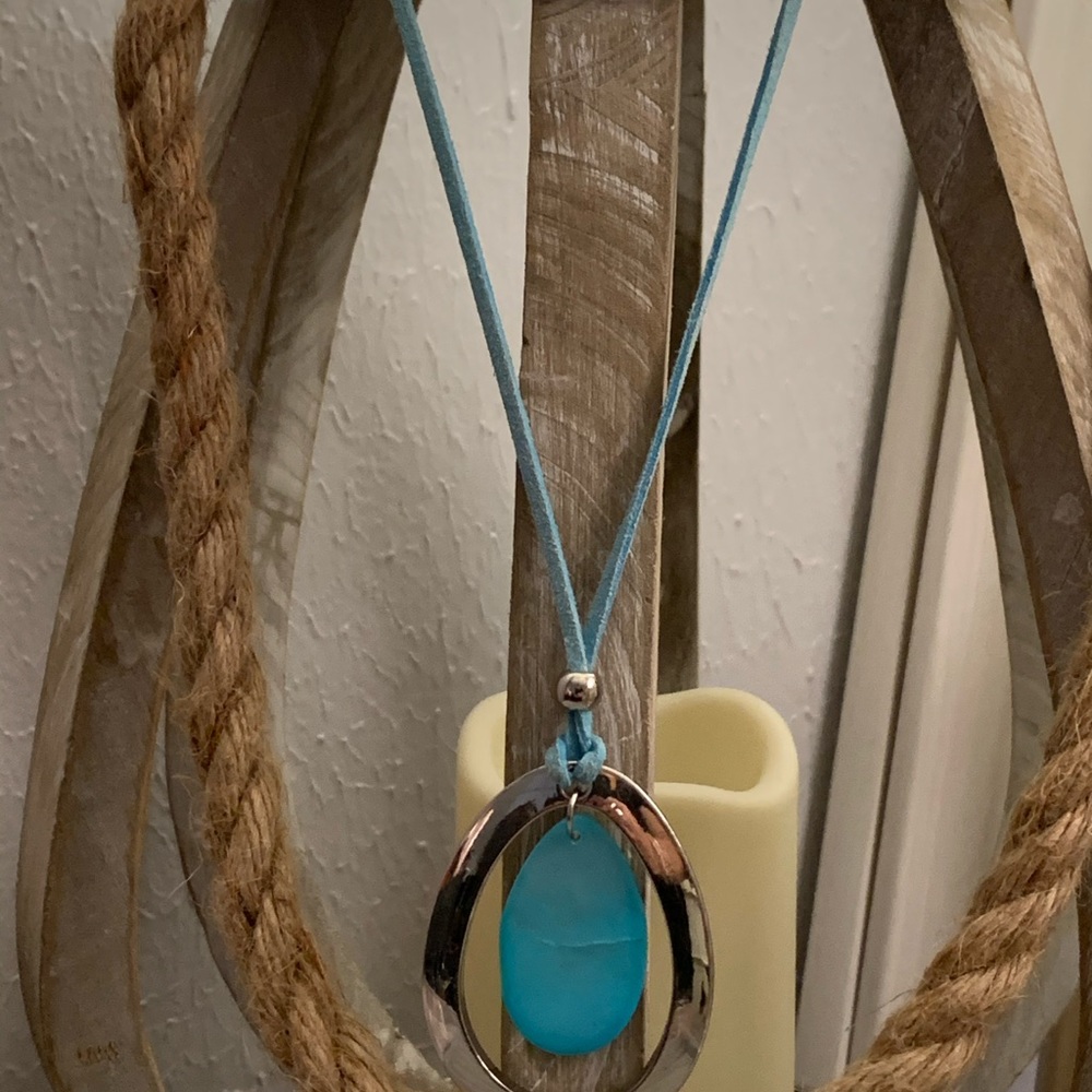 Turquoise Necklace - Picture 2 of 2